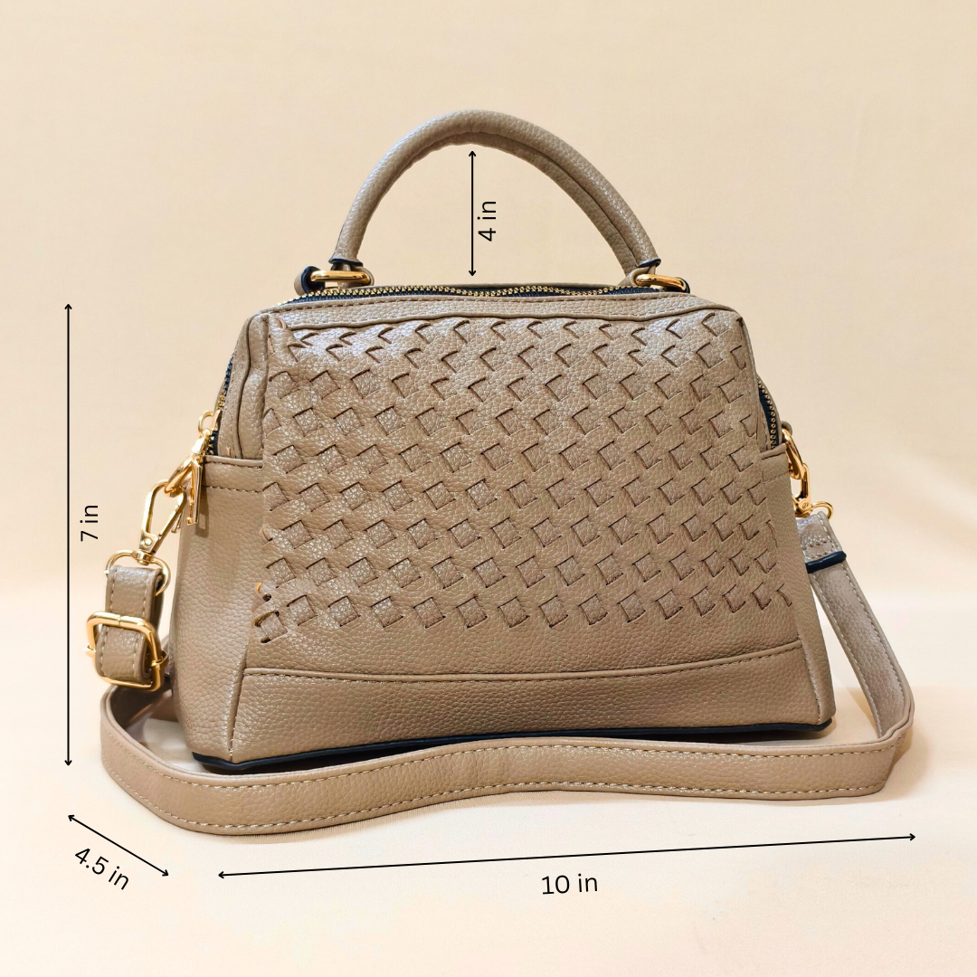 Beige handbag with woven pattern and measurements on a beige background